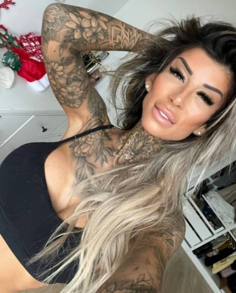 stora bröst selfie sexig konst samling