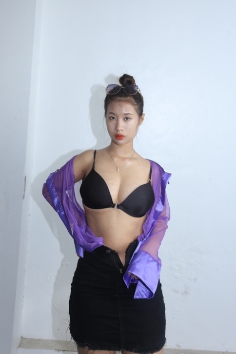 asian undressing xxx pic