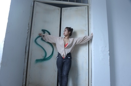 asiatiske jeans pornografisk perfekt fotos