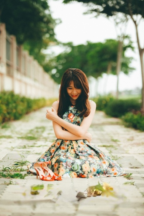 asian skirt hot xxx photo