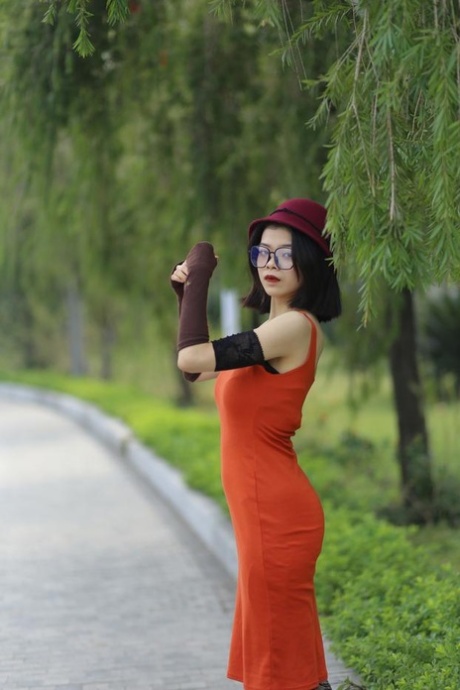 asiatico con i capelli corti esclusiva pornografica fotografie