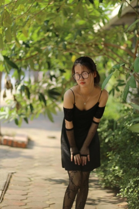 asijské šaty porno hd fotografie