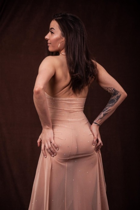 vestido transparente bastante perfecto foto