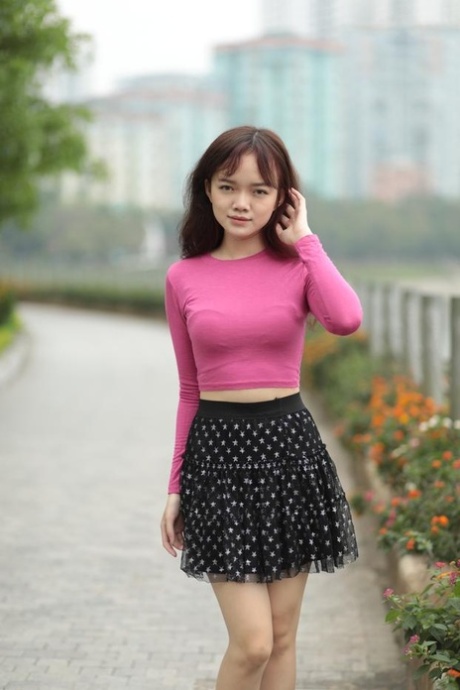 petite adolescente nus images