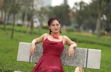 asiatisk kjole kunst hete img