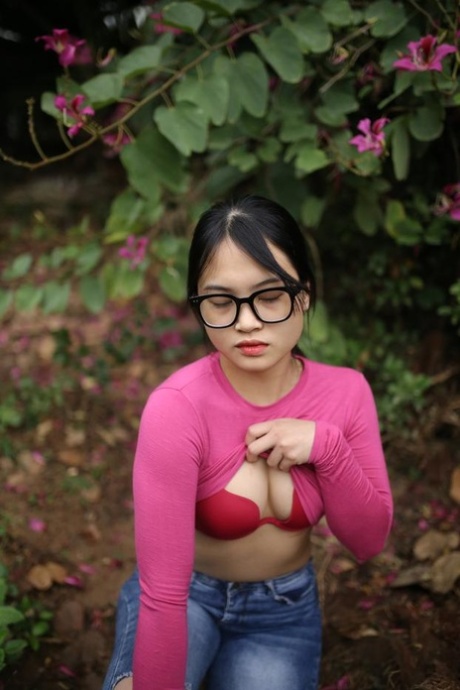 asian glasses pornos images