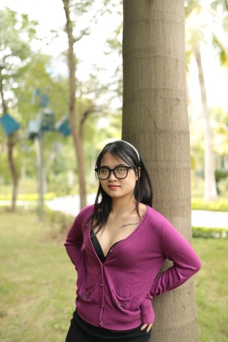 asian glasses hot naked gallery