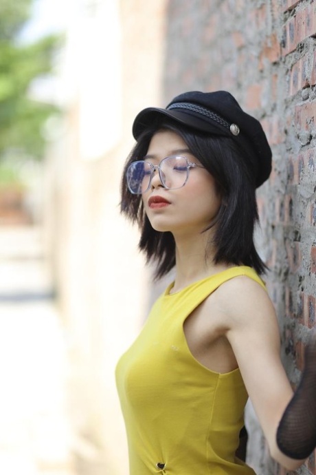asian glasses sexy pictures