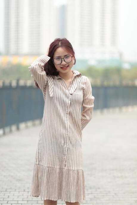 亚洲服饰 性感xxx 影像