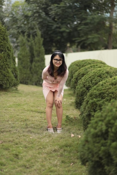 skinny nerd sexy nude images