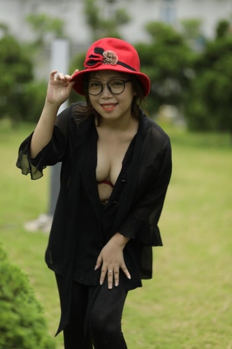 asian glasses free photo