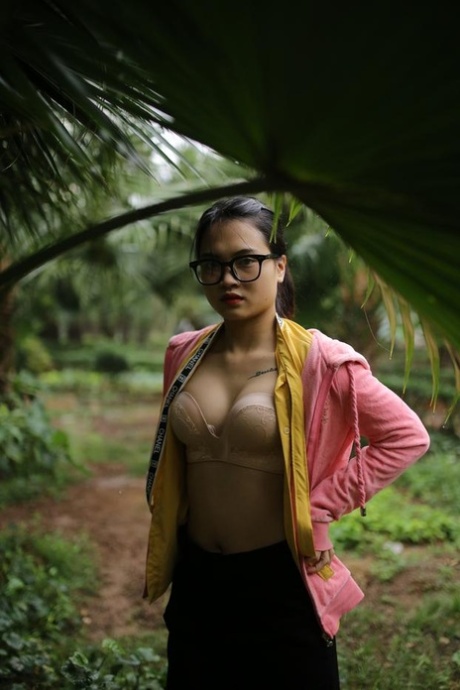 asian glasses pornos photos