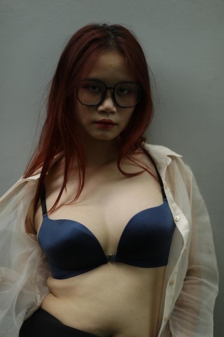 see through bra hot nude pics