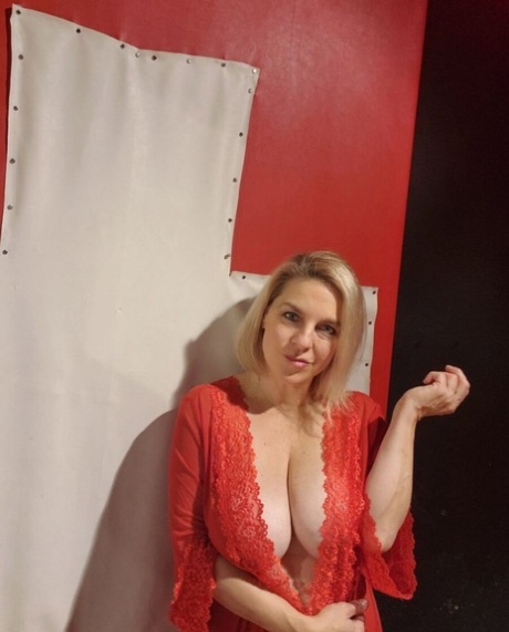 milf con capelli corti porno nudo galleria