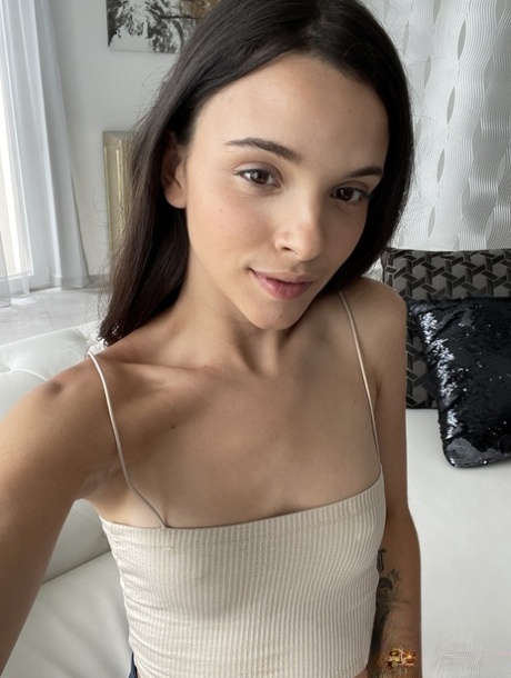 petite amie adolescente parfait chaud galerie