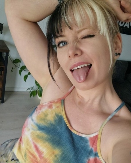 selfie amateur dadolescente haute qualité sympa image