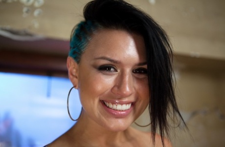 kort hår latinamerikansk gratis hete bilder