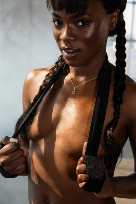 ébène chaud belle érotique photos