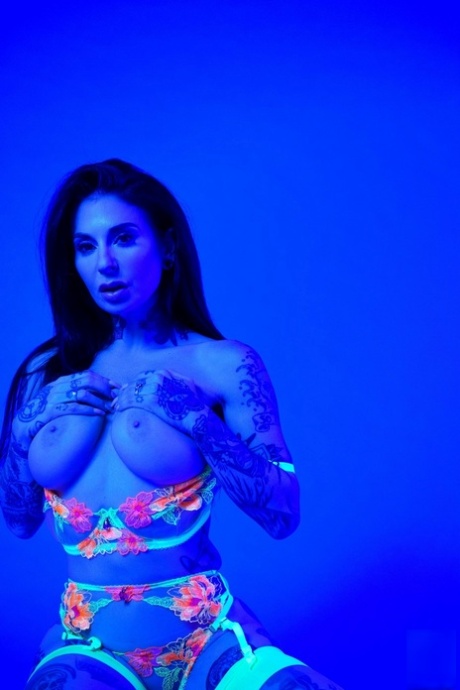 bébé en lingerie joli porno archive