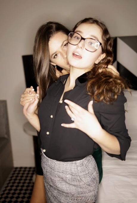 mother daughter top pictures