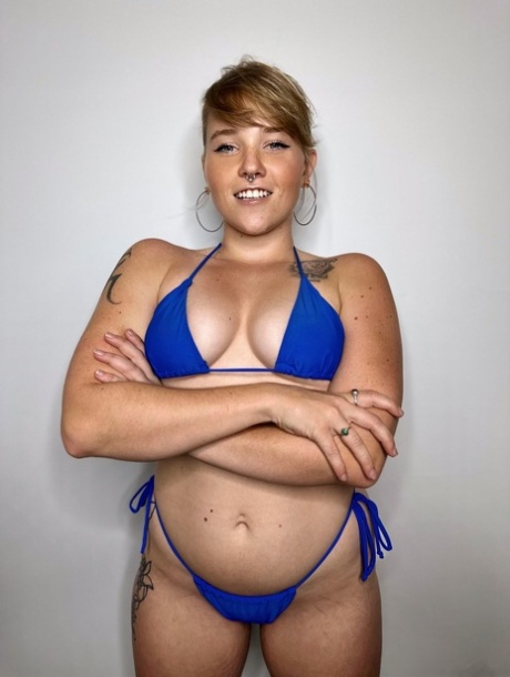 maman en bikini joli art image