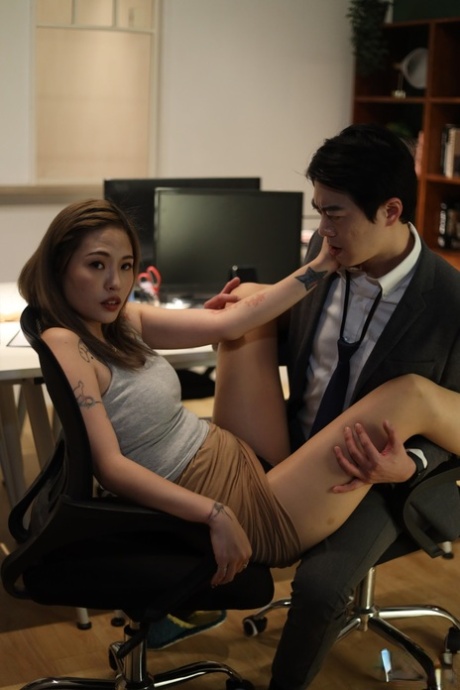 escritório asiático pornô perfeito imagem