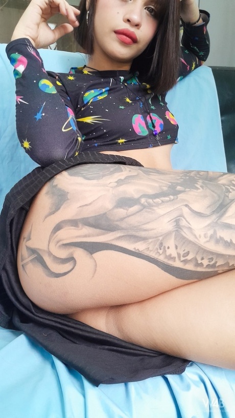 tatuaggio di ebano sesso di alta qualità foto