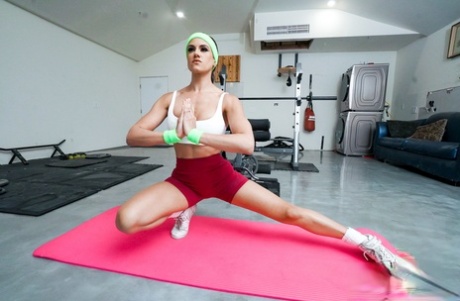 flexibilní milfka krásný akt obrázky