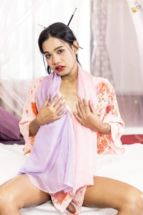 ladyboy solo sympa gratuit photo