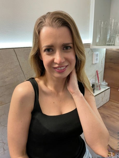 durchschnittliche Frauen nacktheit schöne bilder