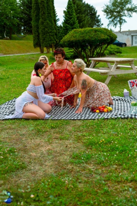 sexo grupal de avós lindo melhor foto