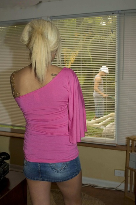 blonde skirt hot nude pic