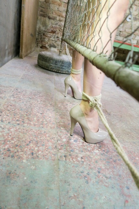 BDSMハイヒール 無料セクシー 画像