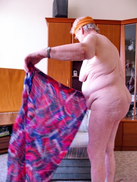 fat ass granny free pics