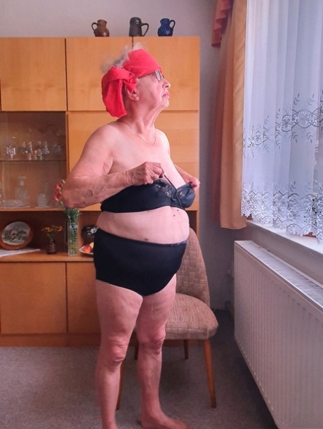 busty granny sex photo