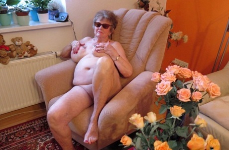 old fat granny art nude pics
