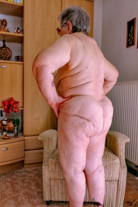fette Oma nacktheit kunst foto