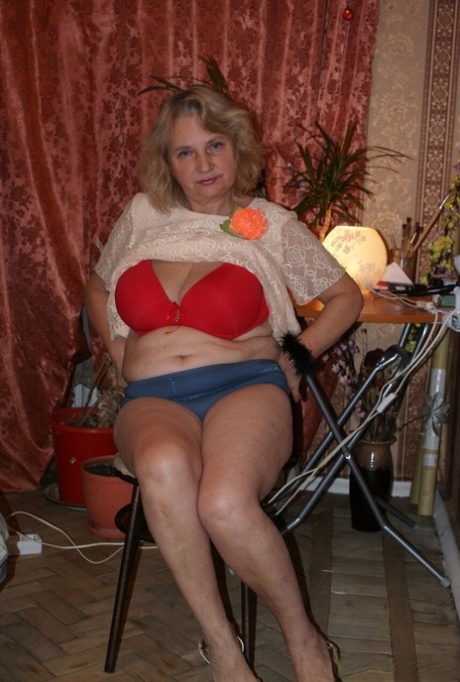 babička velká prsa vysoce kvalitní porno archiv