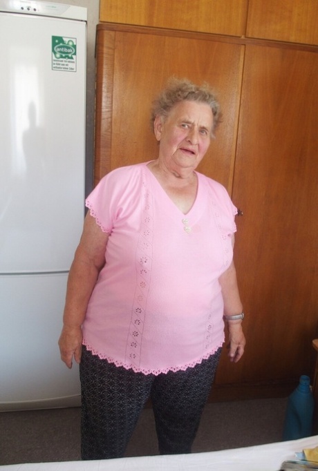 very old granny best pic