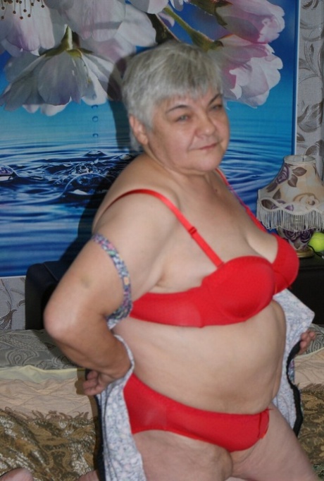 tlustá babička porno xxx obrázek