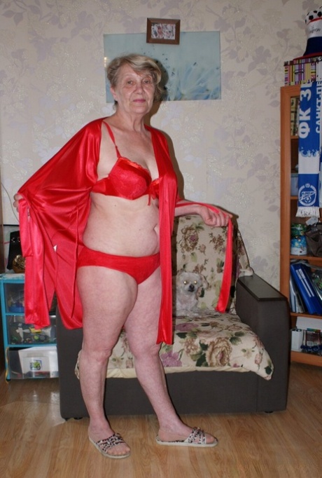 granny over 70 hot nude photos