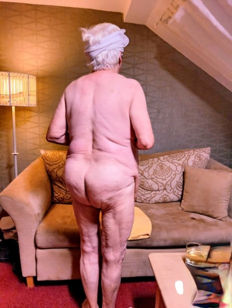Oma mit dickem Arsch pornographische galerien