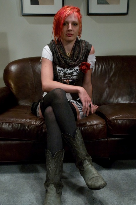 redhead pantyhose nice photos