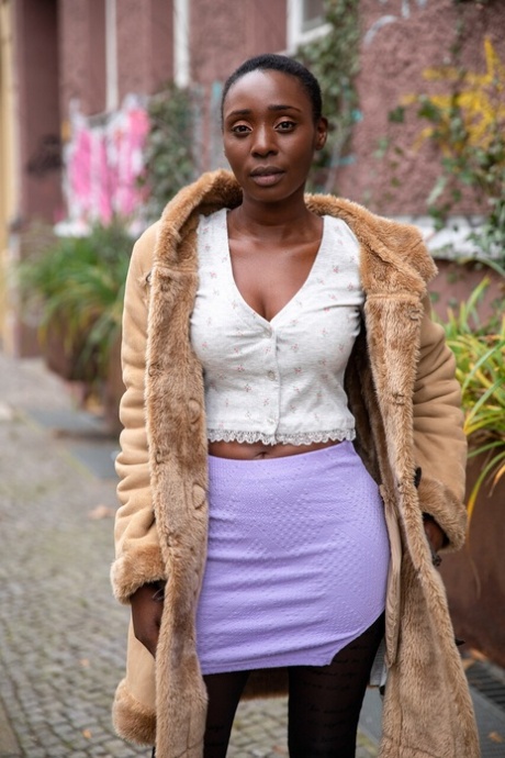 tall ebony art naked picture