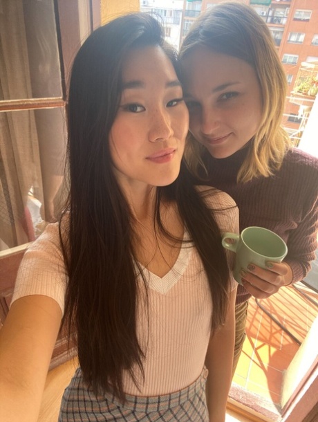 lesbienne asiatique parfait exclusif des photos