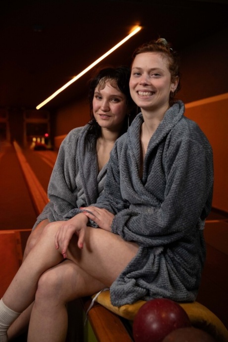 första gången lesbisk porr erotik foto