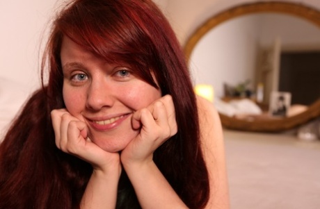 rousse aux courbes généreuses nu galerie