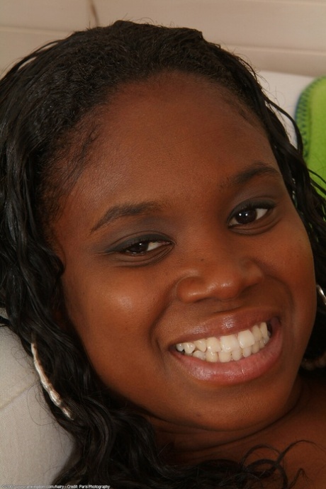 chubby ebony teen porno photos