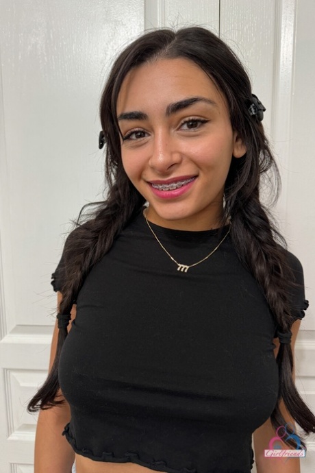 teen braces pornographic gallery
