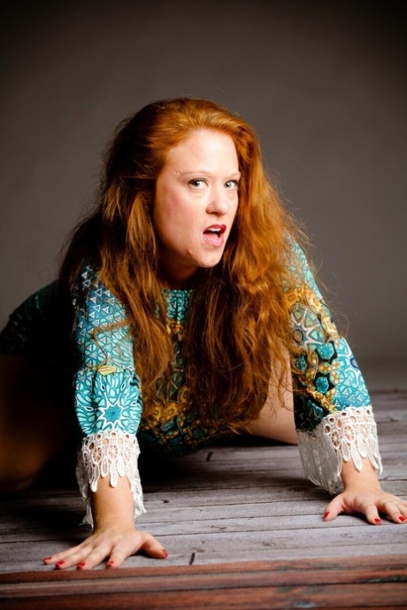 mature excitée haut por images